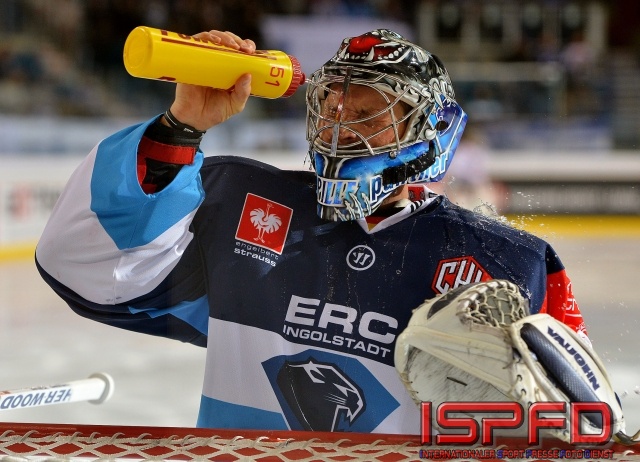 ISPFD_Eishockey_CHL_Ingolstadt-Froelunda_Pielmeier-020
