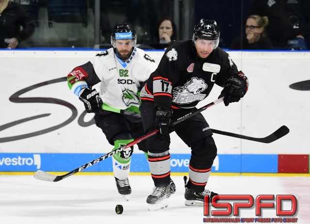 DEL_Eishockey_Nuernberg-Boleslav_Reimer-Vondrka-091