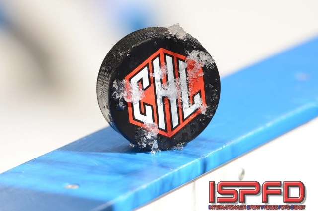 IN-Lakers-0006-CHL-Puck